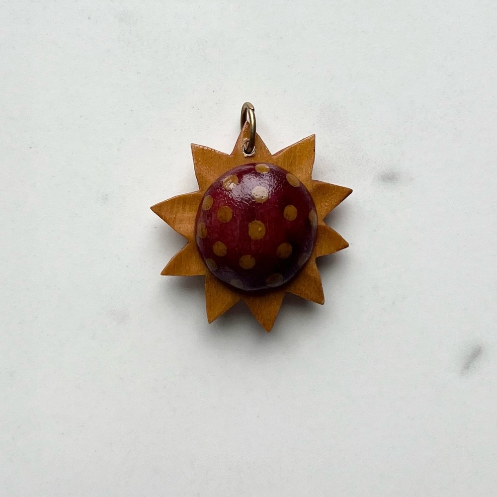 Vintage Charm ~ Wood ~ sun v sunflower ~ jump ring